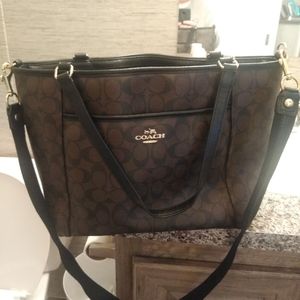 Authentic $540 Excellent Condition Coach XL Signature Tote Carry All Bag + Strap